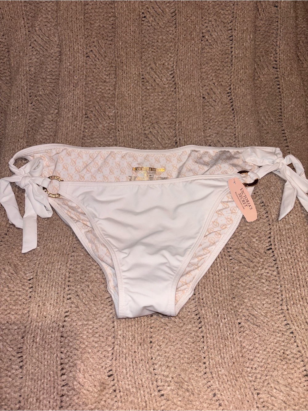 Victoria’s Secret White Side Tie Bikini Bottoms Gold Rings NWT Large